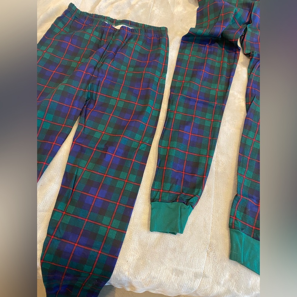 2 pairs lightweight Childrens Place plaid pajama bottoms
New never worn